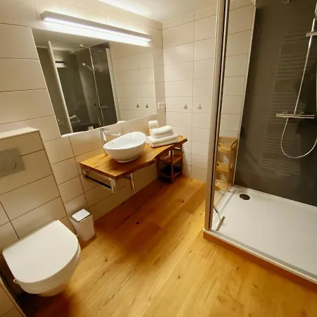 Beach House-traumwohnung In Bestlage Mit Herrlichem Meerblick