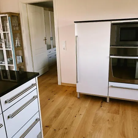 Apartment Beach House-traumwohnung In Bestlage Mit Herrlichem Meerblick