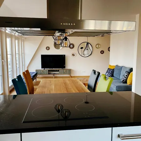 Beach House-traumwohnung In Bestlage Mit Herrlichem Meerblick Apartment