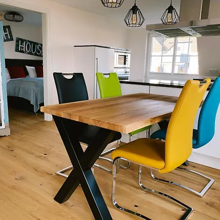Beach House-traumwohnung In Bestlage Mit Herrlichem Meerblick Harrislee