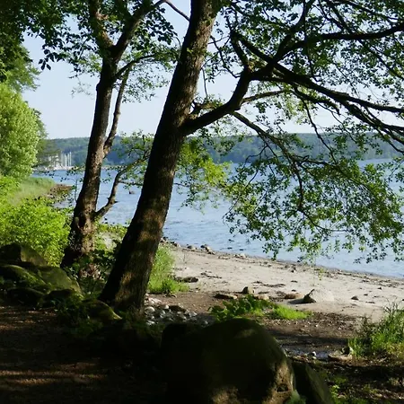 Beach House-traumwohnung In Bestlage Mit Herrlichem Meerblick